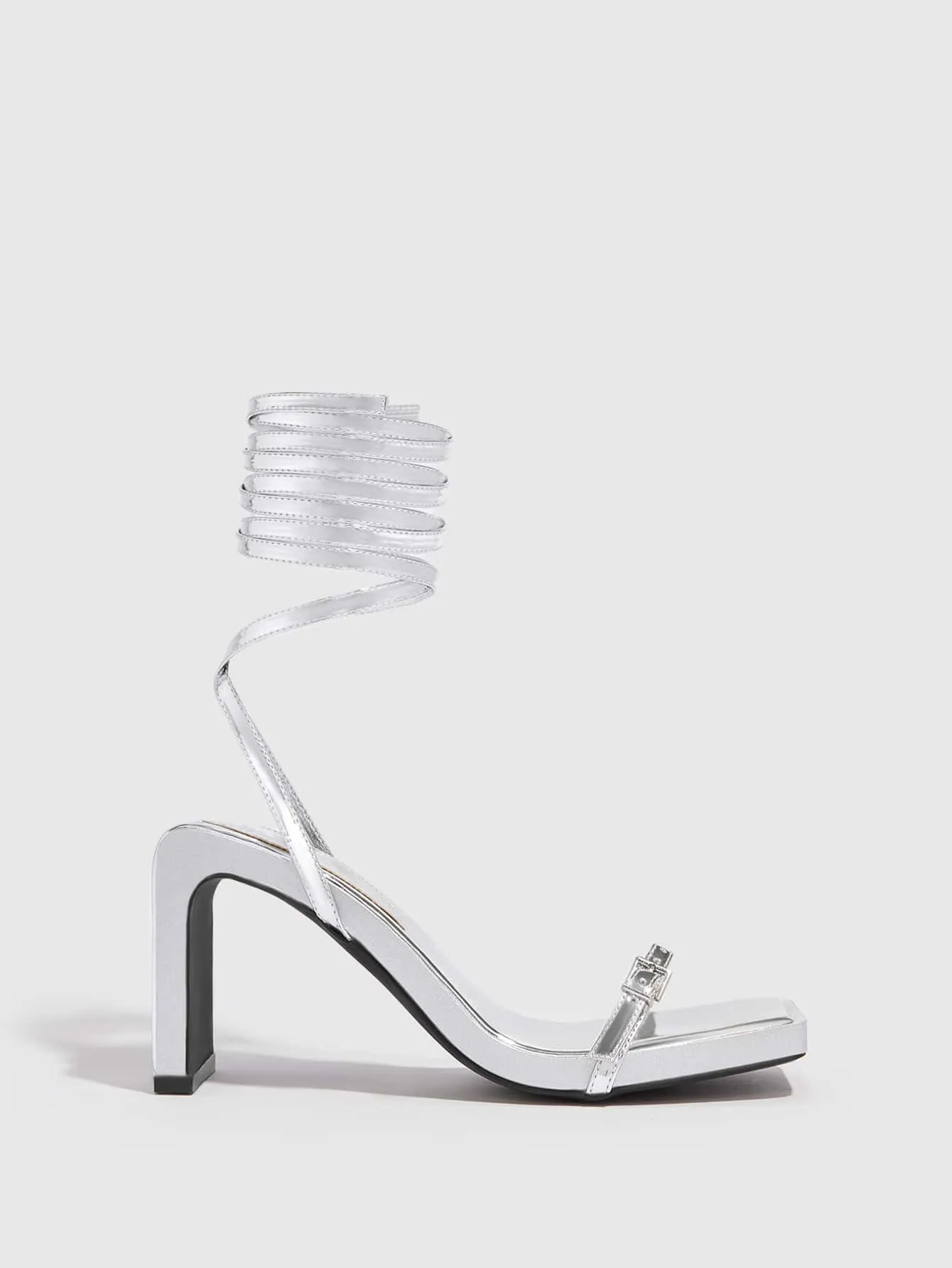 Buckle Decor Chunky Heeled Strappy Sandals